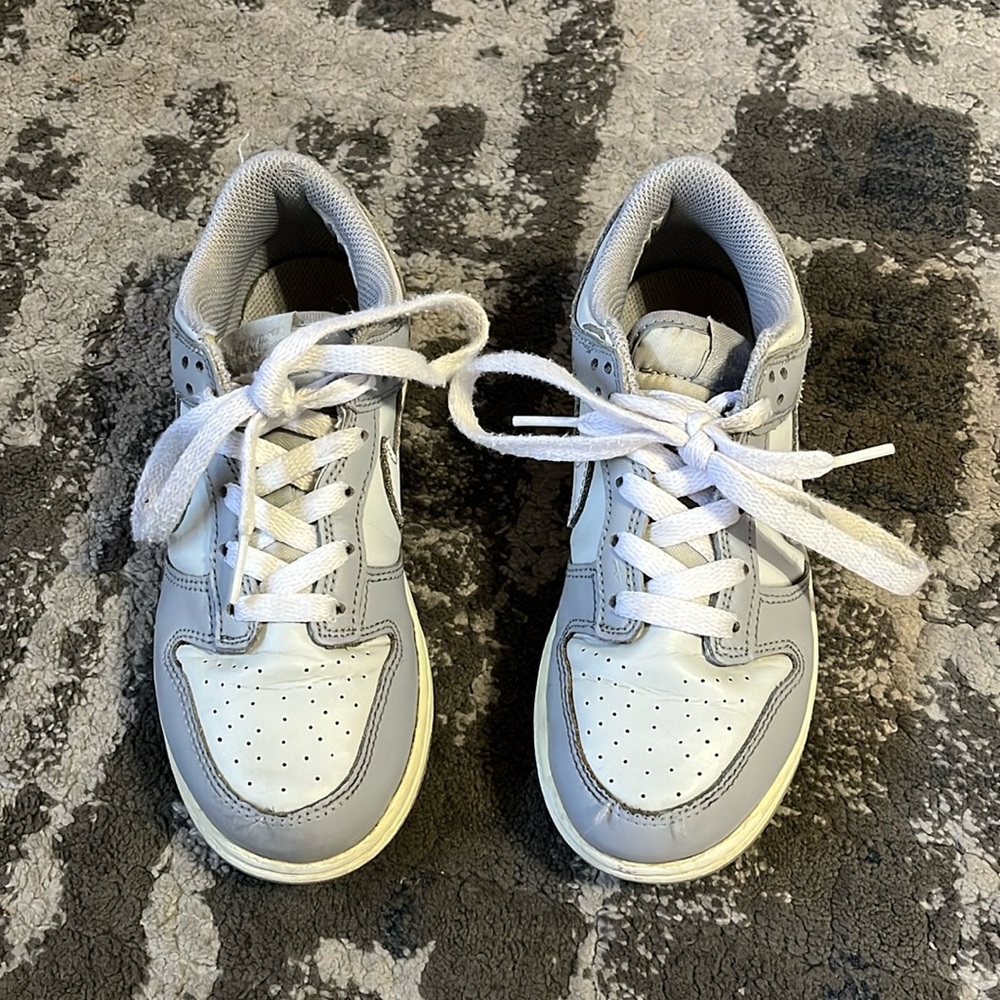 Nike Dunks Wolf Grey